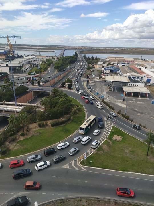 Accesos al puente colapsados en otro accidente