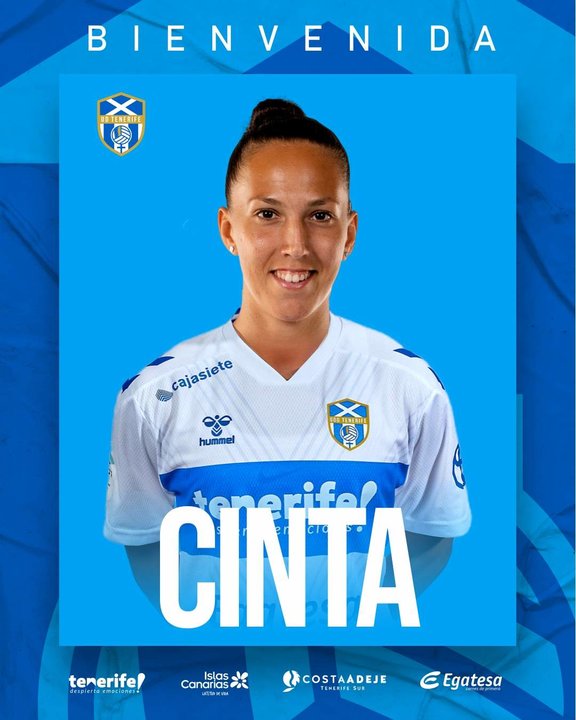 Cinta Rodríguez firma por la UD Tenerife.