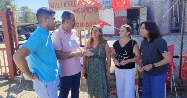 Susana Rivas en su visita a Río Tinto Plásticos