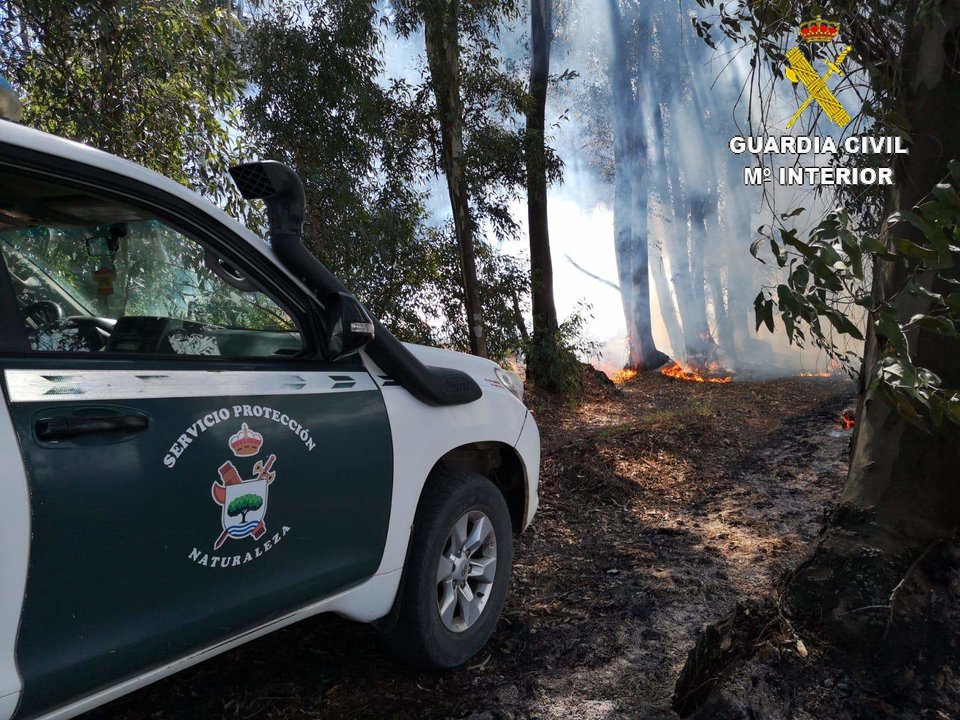 Investigación de la Guardia Civil en la zona incendiada