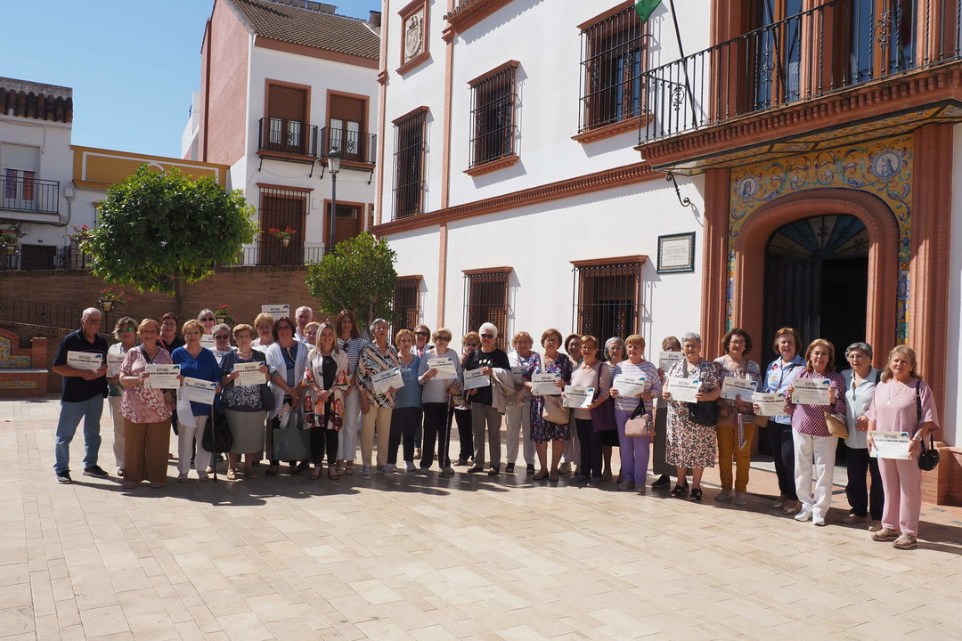 Participantes en el Taller de Memoria