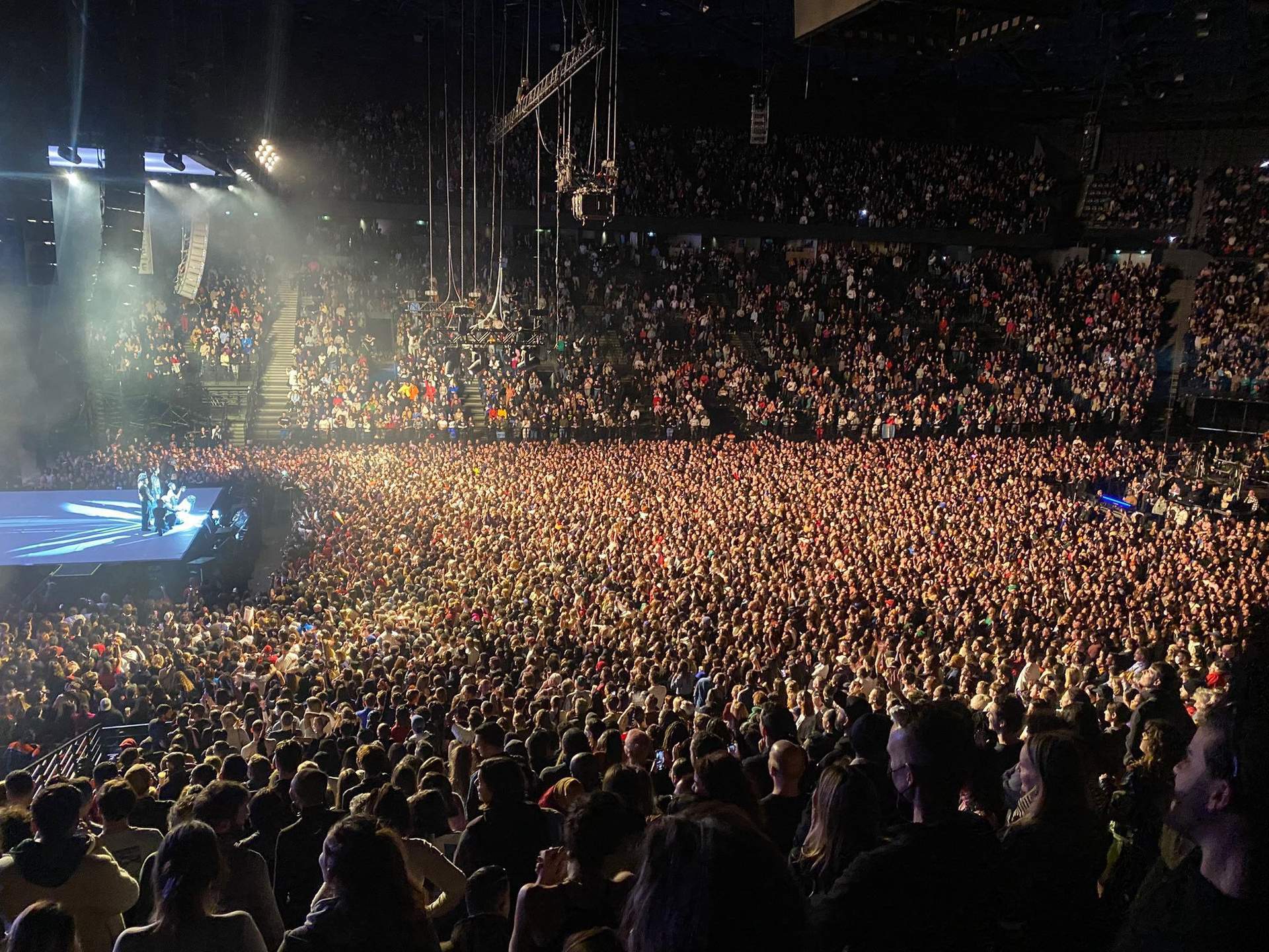 Manuel Carrasco bate el récord de asistencia a un concierto en España con  75.000 espectadores