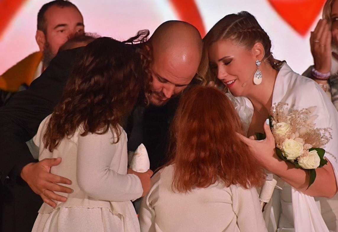 María Jesús junto a sus hijas el día de su reciente boda